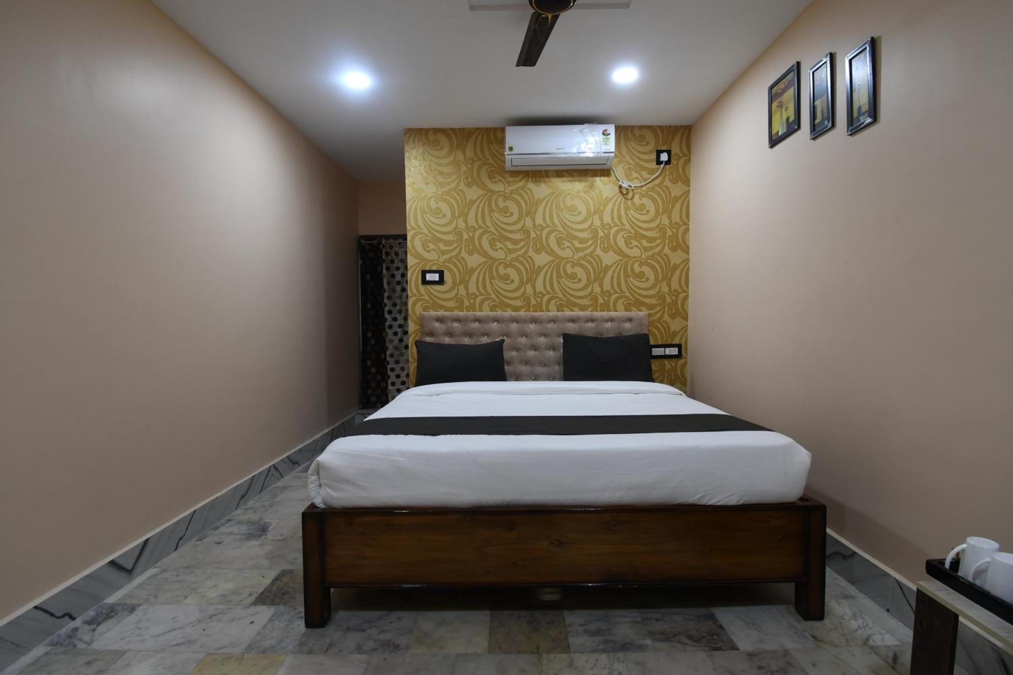 Hotel Silver Star Bhubaneswar Eksteriør billede