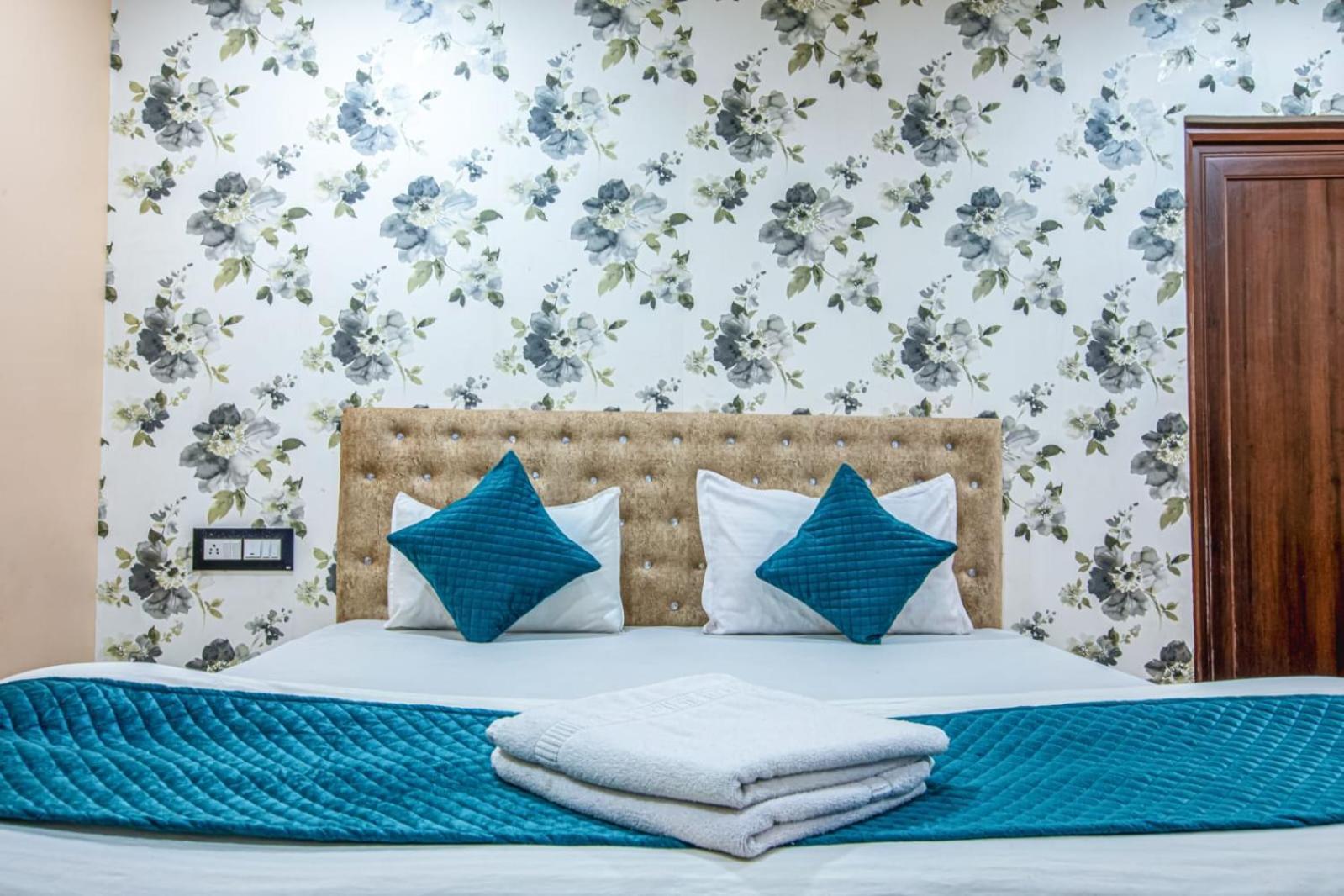 Hotel Silver Star Bhubaneswar Eksteriør billede